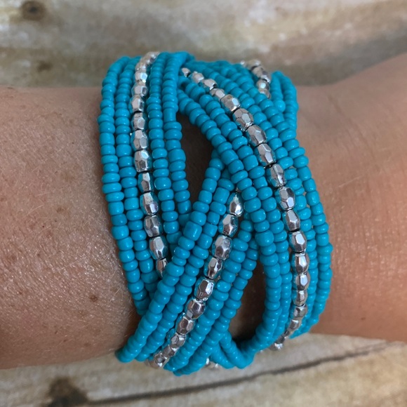 Turquoise cuff bracelet - Picture 3 of 6